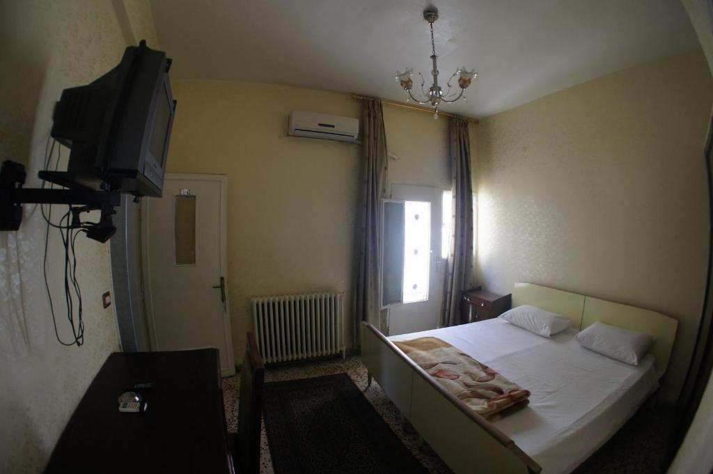 Sun Rise Hotel & Hostel & Tours Amman Exteriör bild